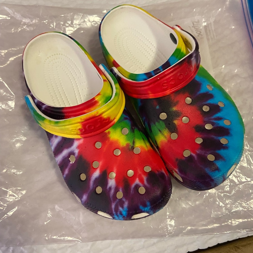 Tie dye women’s crocs